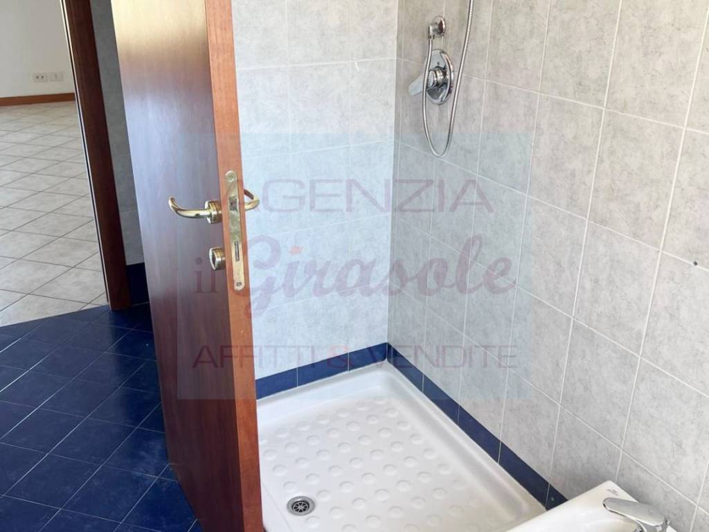 Appartamento a Alba adriatica in Via Trieste - Foto 5