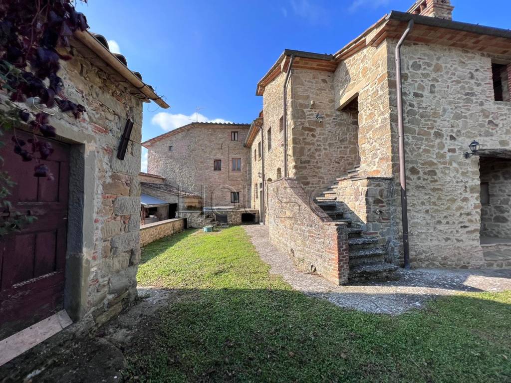 Rustico / casale a Monte santa maria tiberina - Foto 2