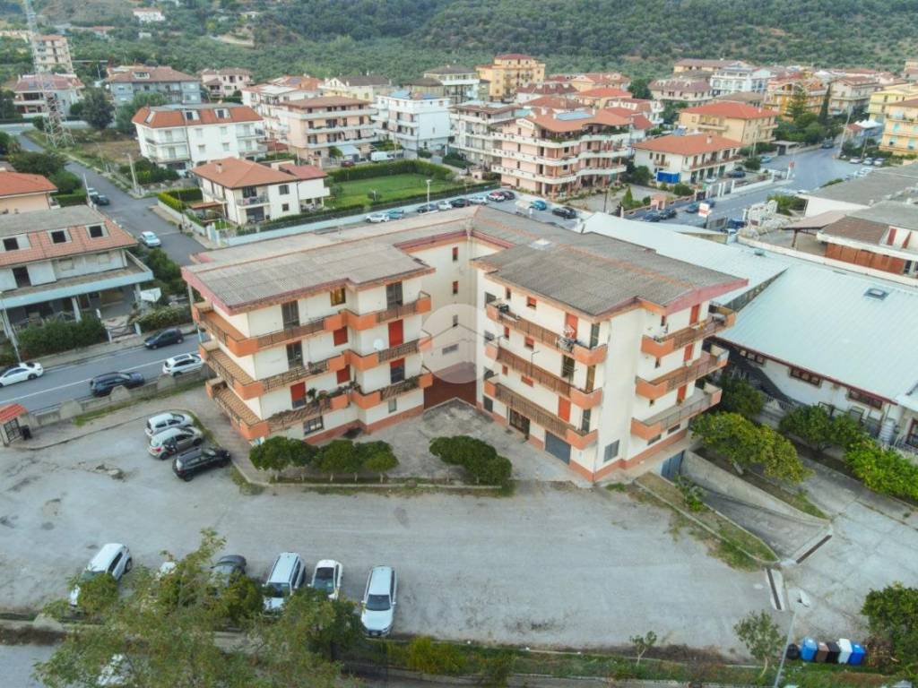 Casa indipendente a Montepaone in Via Garibaldi - Foto 2