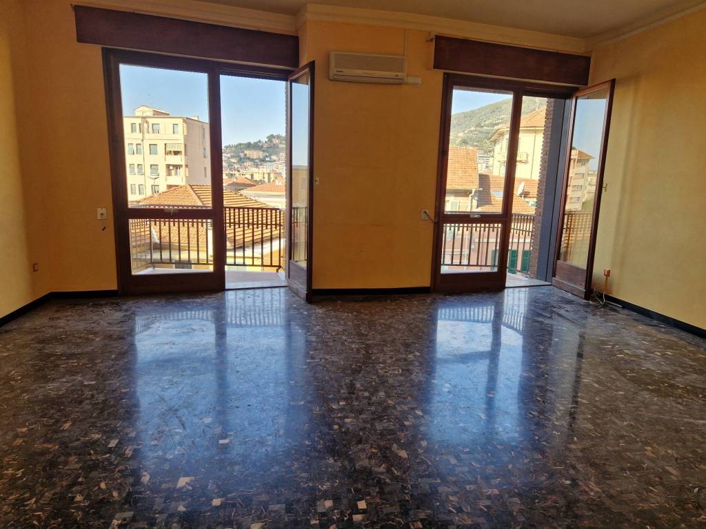 Appartamento a Imperia in Strada Privata Giovanni Ghersi, 1 - Foto 2