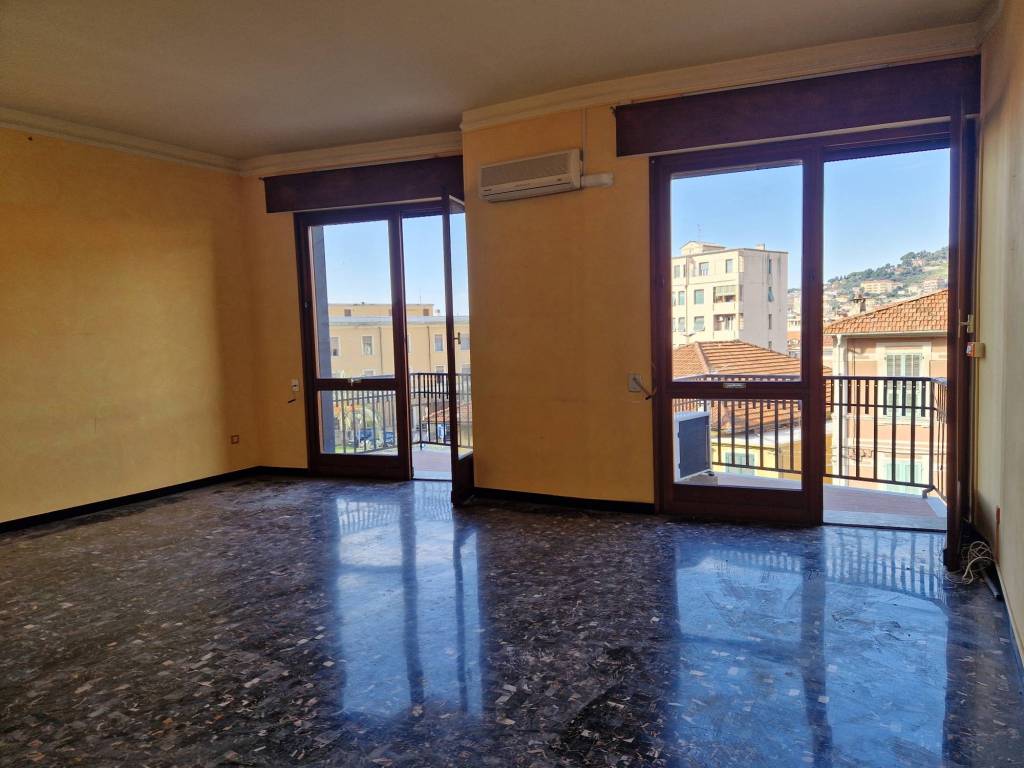 Appartamento a Imperia in Strada Privata Giovanni Ghersi, 1 - Foto 4