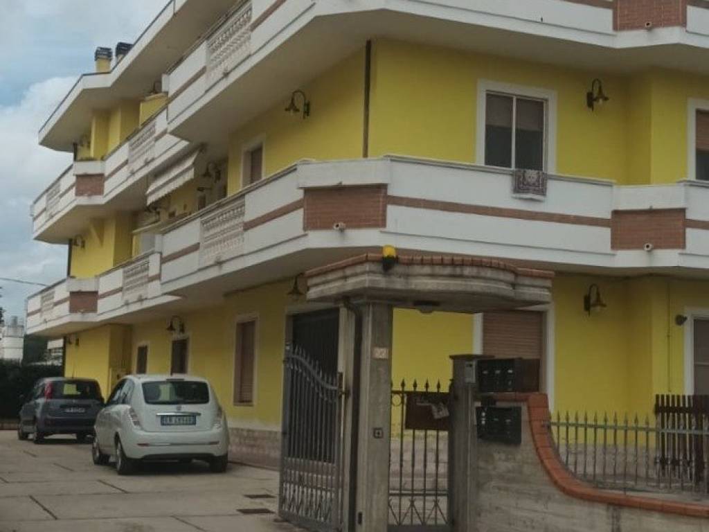 Appartamento a Collecorvino in Contrada Santa Maria - Foto 2
