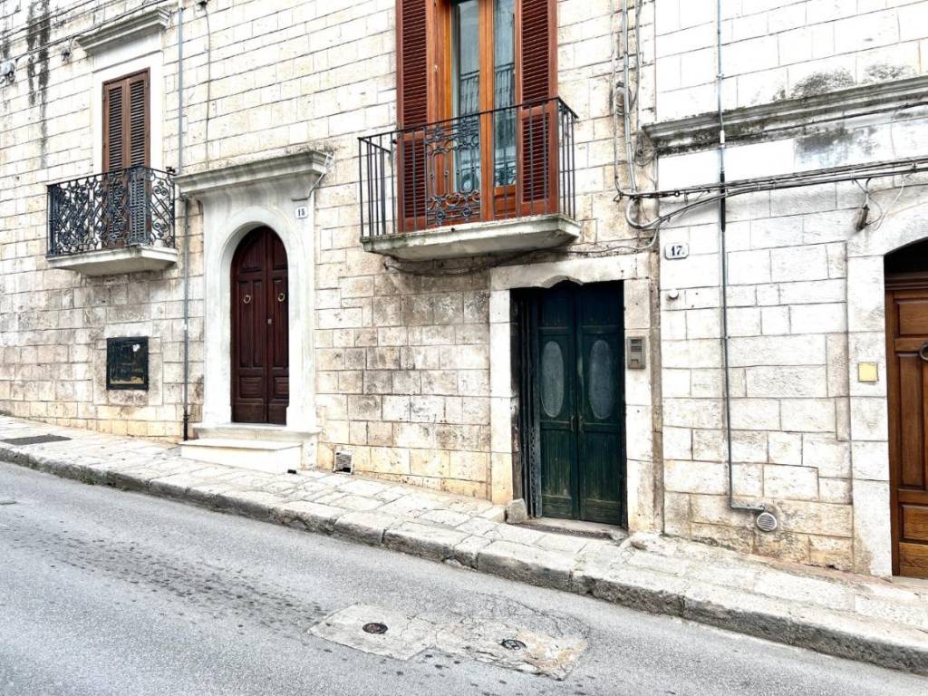 Box / garage a Ceglie messapica in Via Roma, 17 - Foto 2