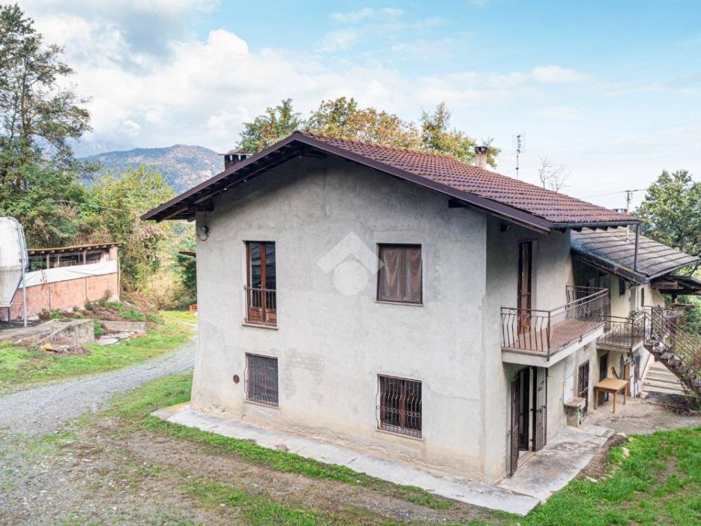 Casa indipendente a Revello in Via Comba San Pietro, 1 - Foto 3