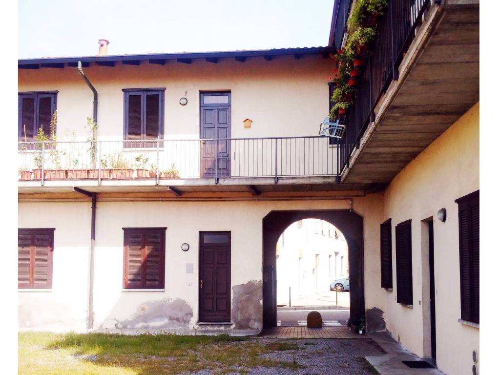 Palazzo / stabile a Gorla minore in Via Francesco Raimondi, 47 - Foto 3