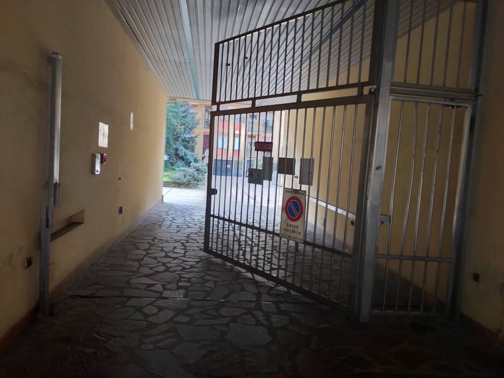 Box / garage a Novara in Via San Francesco d'Assisi, 14 - Foto 2