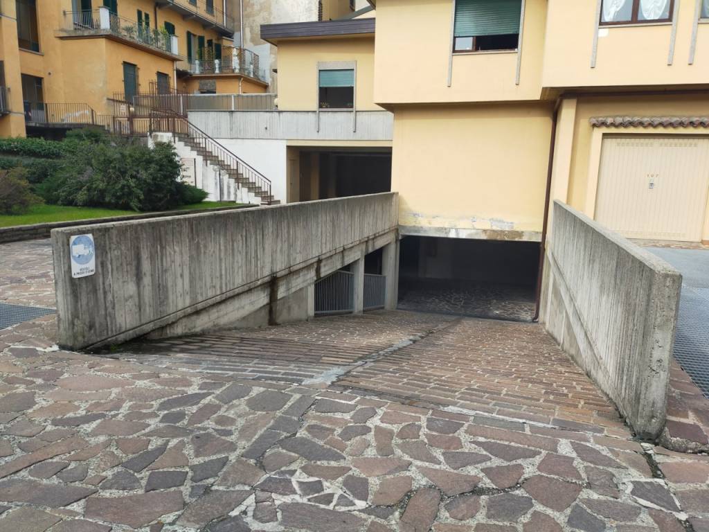 Box / garage a Novara in Via San Francesco d'Assisi, 14 - Foto 4