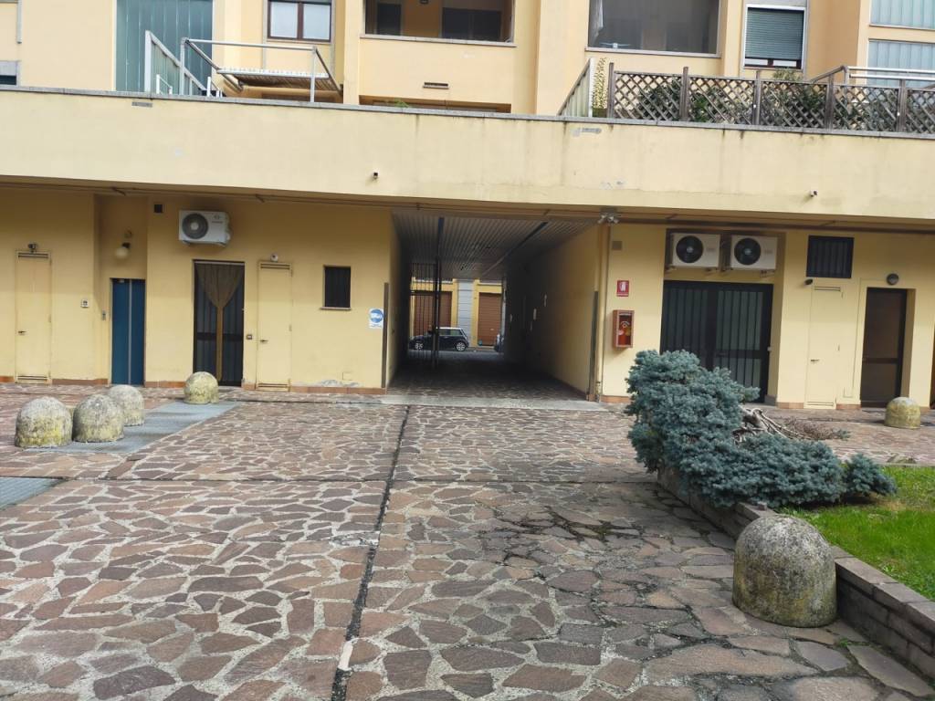 Box / garage a Novara in Via San Francesco d'Assisi, 14 - Foto 5