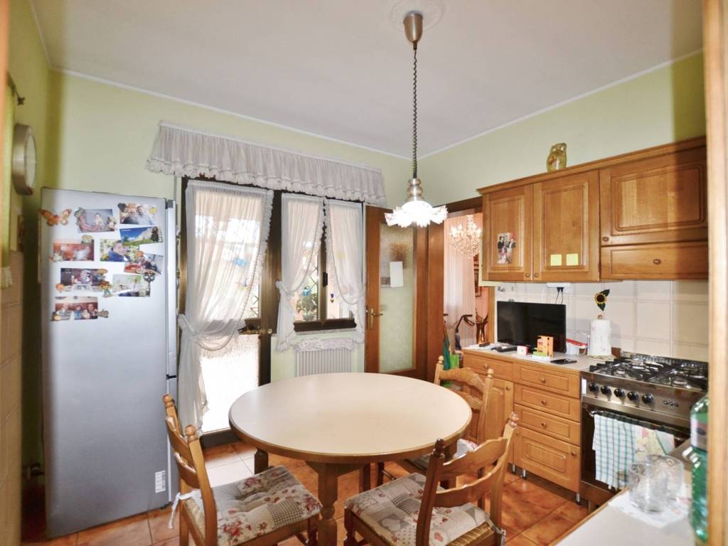 Villa a Azzano decimo in Via Enrico Toti, 87 - Foto 5