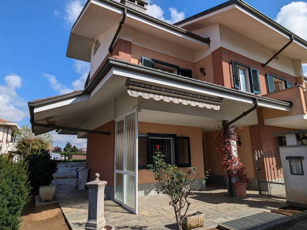 Casa indipendente a Riva presso chieri in Via Faustina Mazzetti - Foto 1