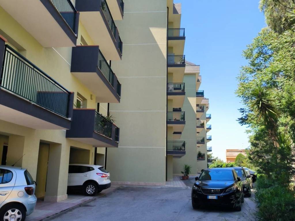 Appartamento a Caltanissetta in Via Sandro Pertini - Foto 2