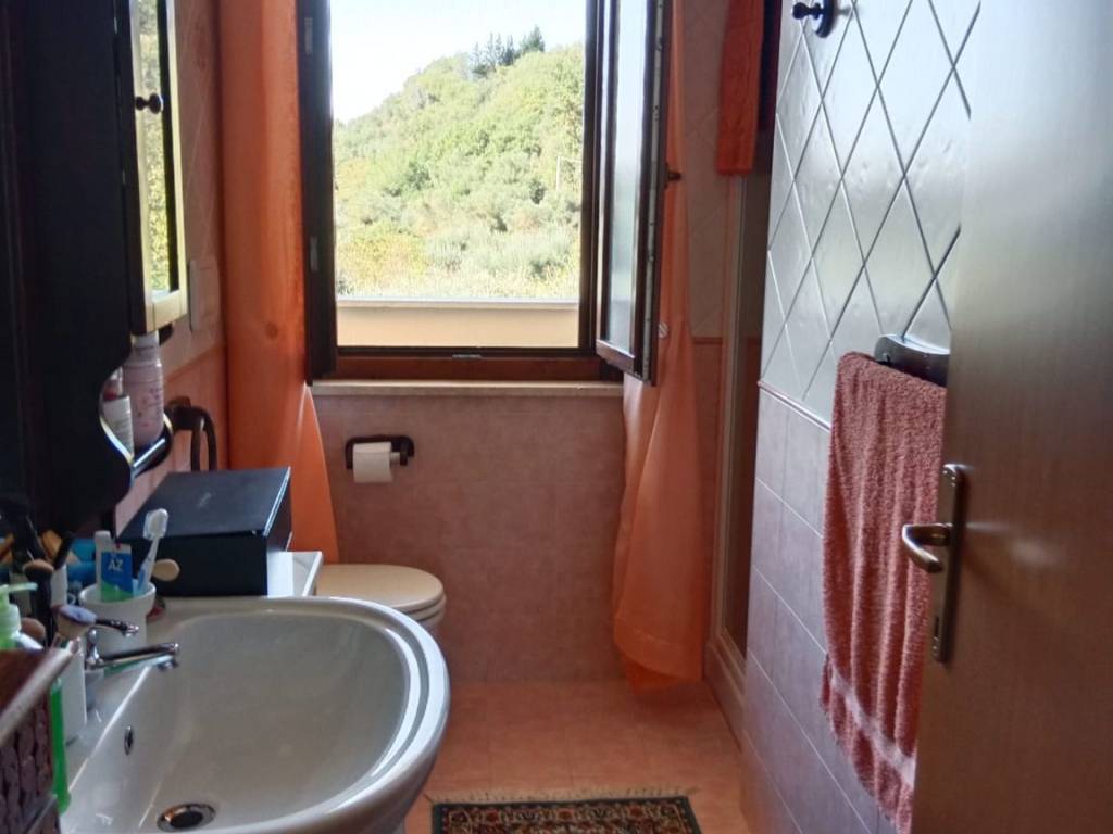 Appartamento a Passignano sul trasimeno in Via Irma Ricci - Foto 5