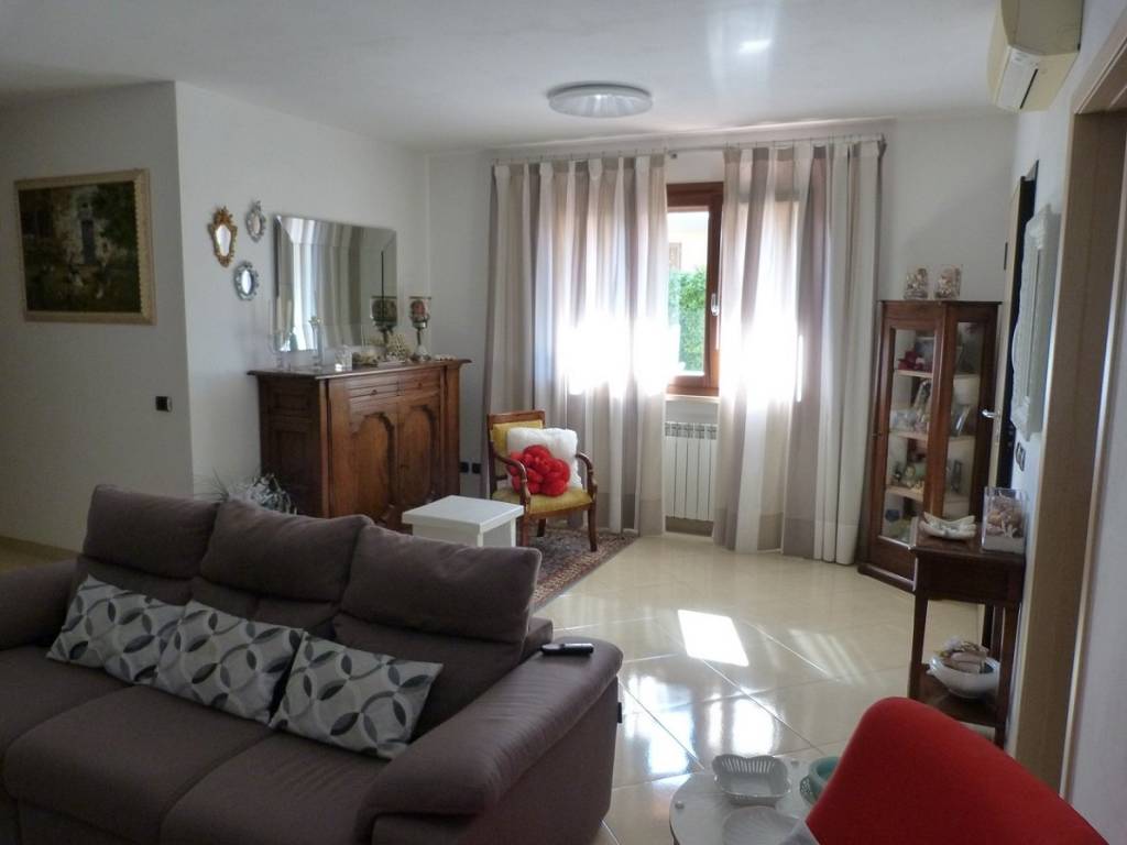 Villa a Gavorrano in Via Guido Rossa - Foto 3
