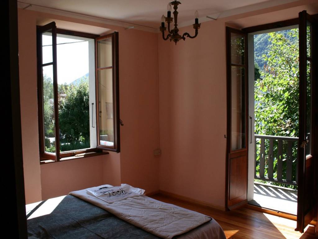 Villa a Santa maria maggiore in Via Luigi Cadorna, 61 - Foto 2
