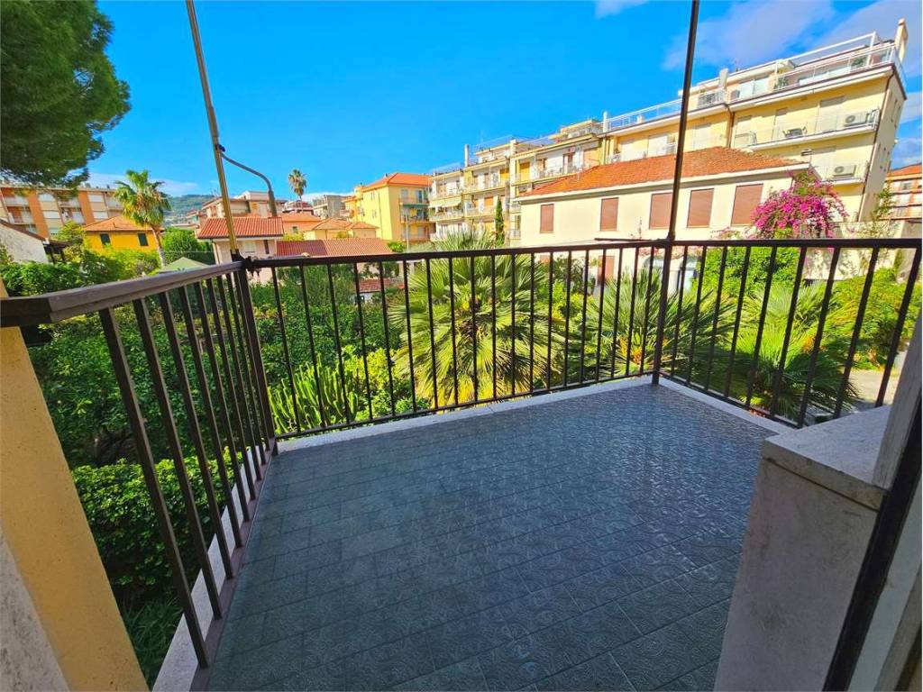 Appartamento a Diano marina in via indiani - Foto 3