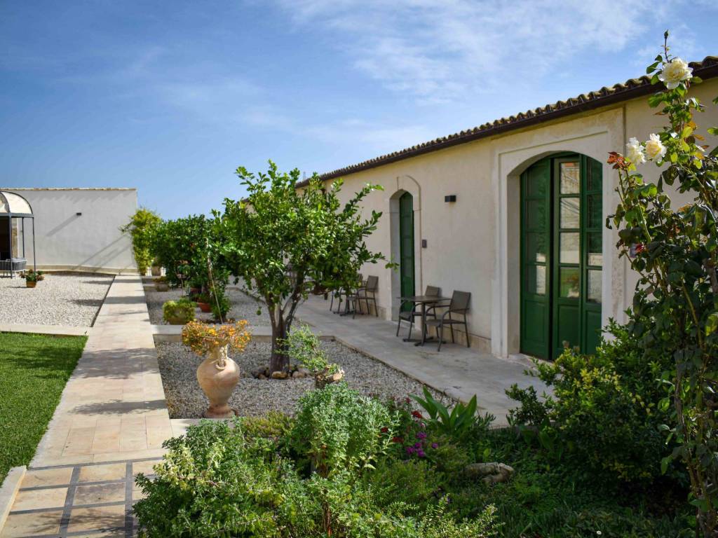 Villa a Noto in Via Milano - Foto 3