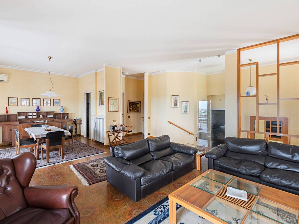 Villa a Peschiera del garda in via Adige, 6 - Foto 4
