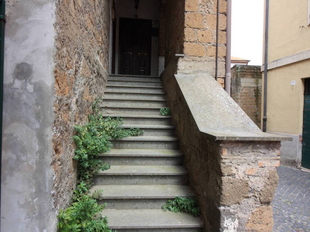Appartamento a Vetralla in via Fantozzini - Foto 2