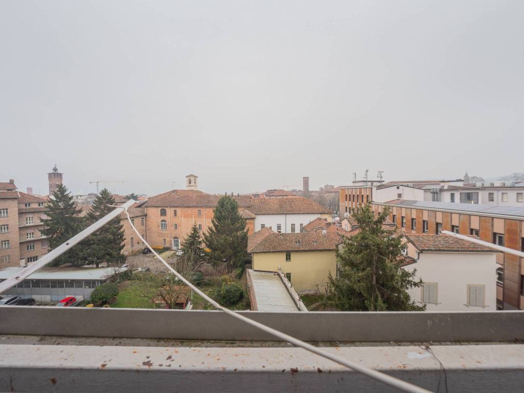 Attico / mansarda a Asti in Via Zangrandi, 21 - Foto 4
