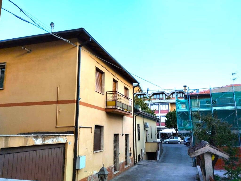 Appartamento a Avezzano in Via Monte Velino, 5 - Foto 2