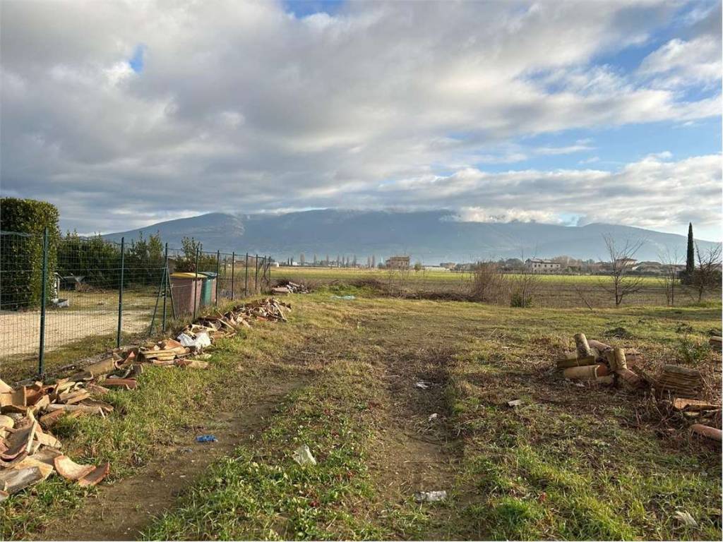 Terreno a Cannara in via bottica - Foto 2