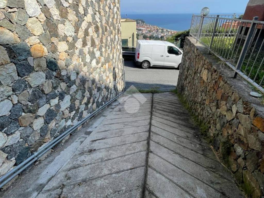Villetta a schiera a Albissola marina in VIA POGGIO DEL SOLE, 7 - Foto 2