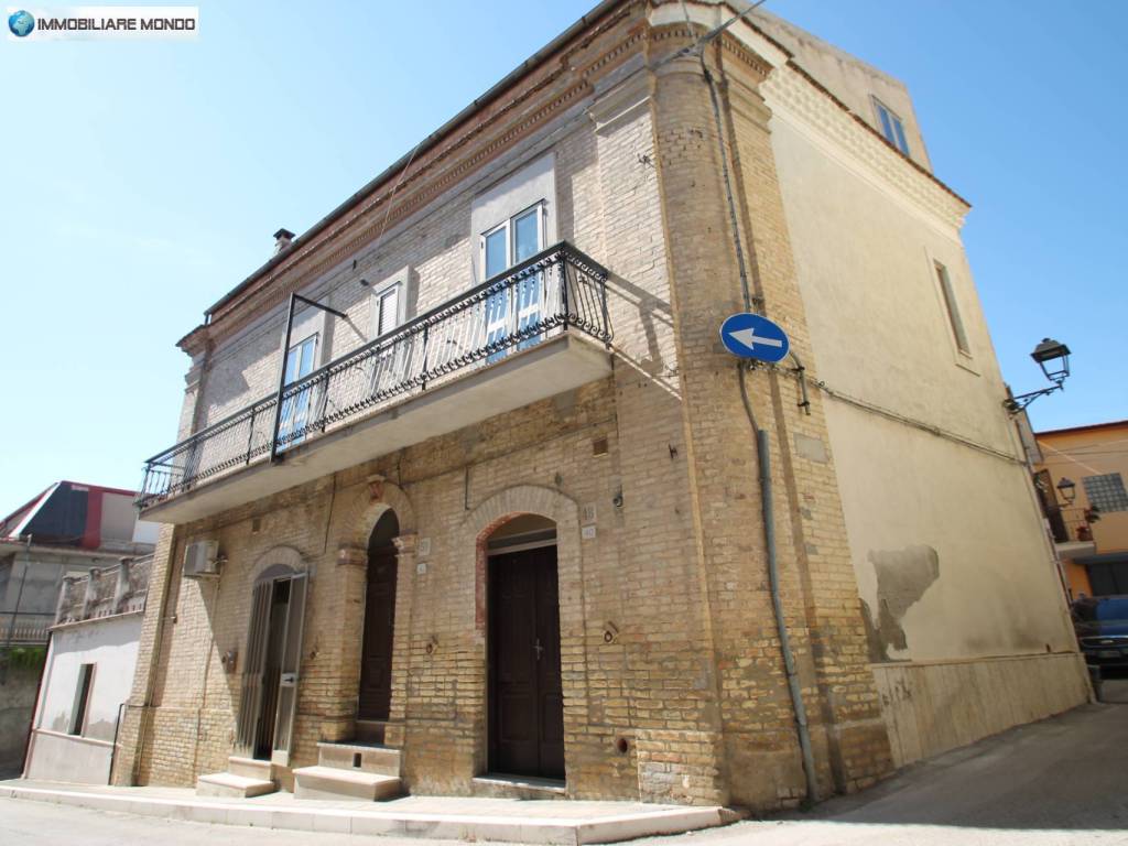 Casa indipendente a Ururi in Via Commerciale, 50 - Foto 2