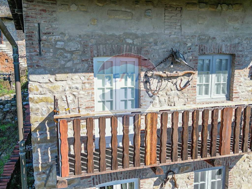 Casa indipendente a Valdilana in Via Premarcia, 38 - Foto 3