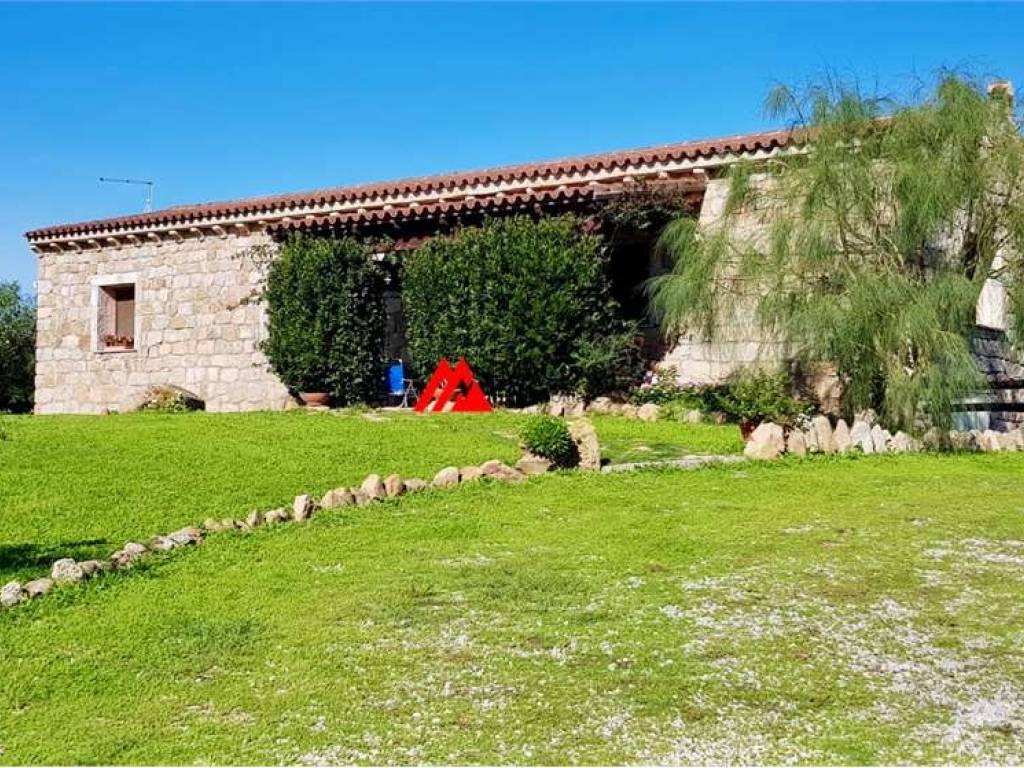 Villa a Olbia in Via Stazzu Sarra Luchia, 30 - Foto 2