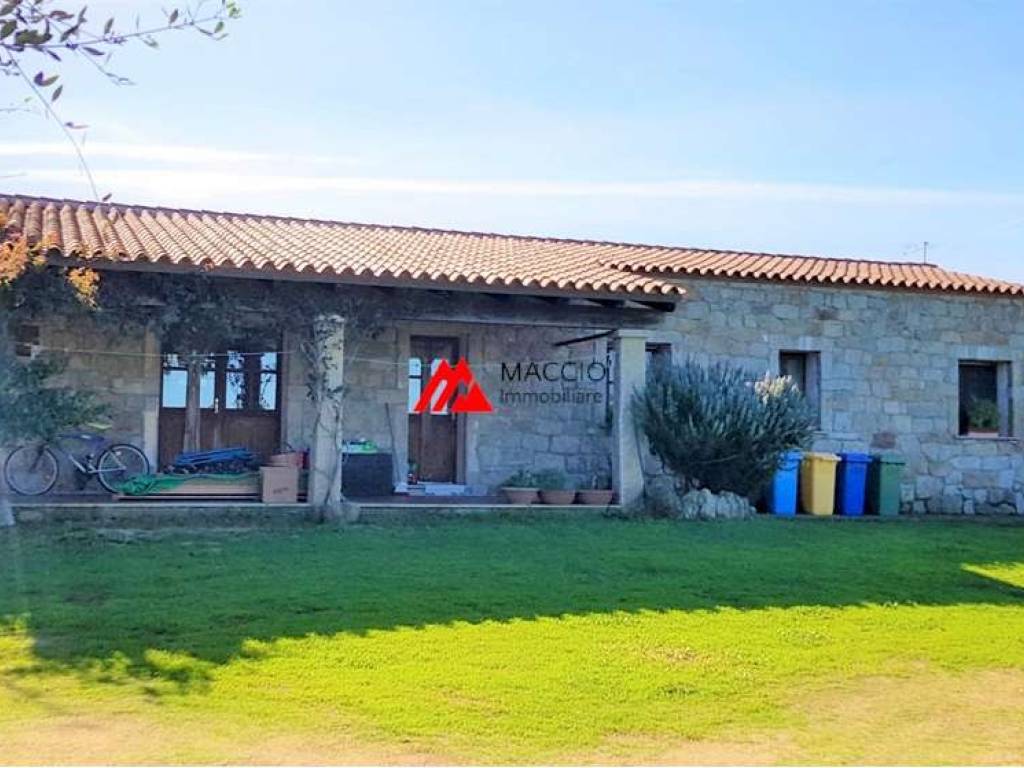 Villa a Olbia in Via Stazzu Sarra Luchia, 30 - Foto 3