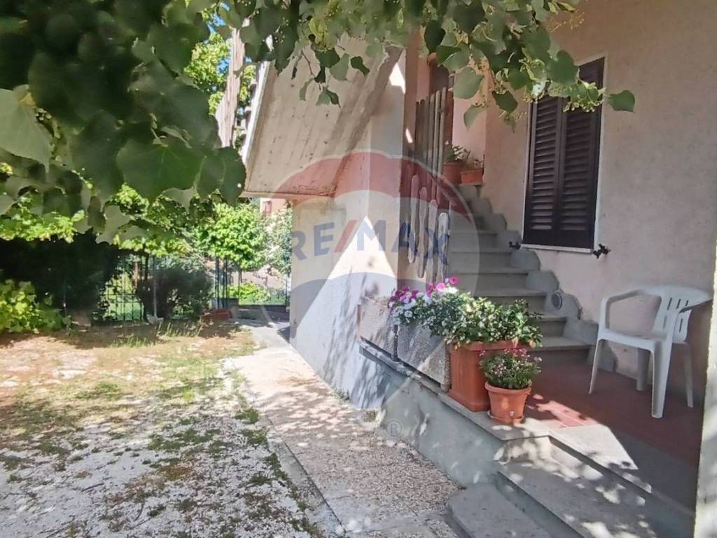 Casa indipendente a Nocera umbra in Vocabolo Gaifana, 9 - Foto 2