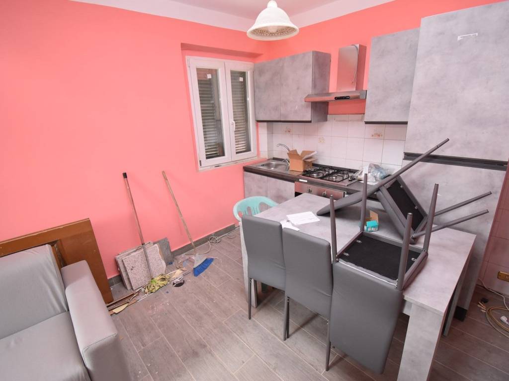 Appartamento a Pietrasanta in Via del Rio - Foto 2