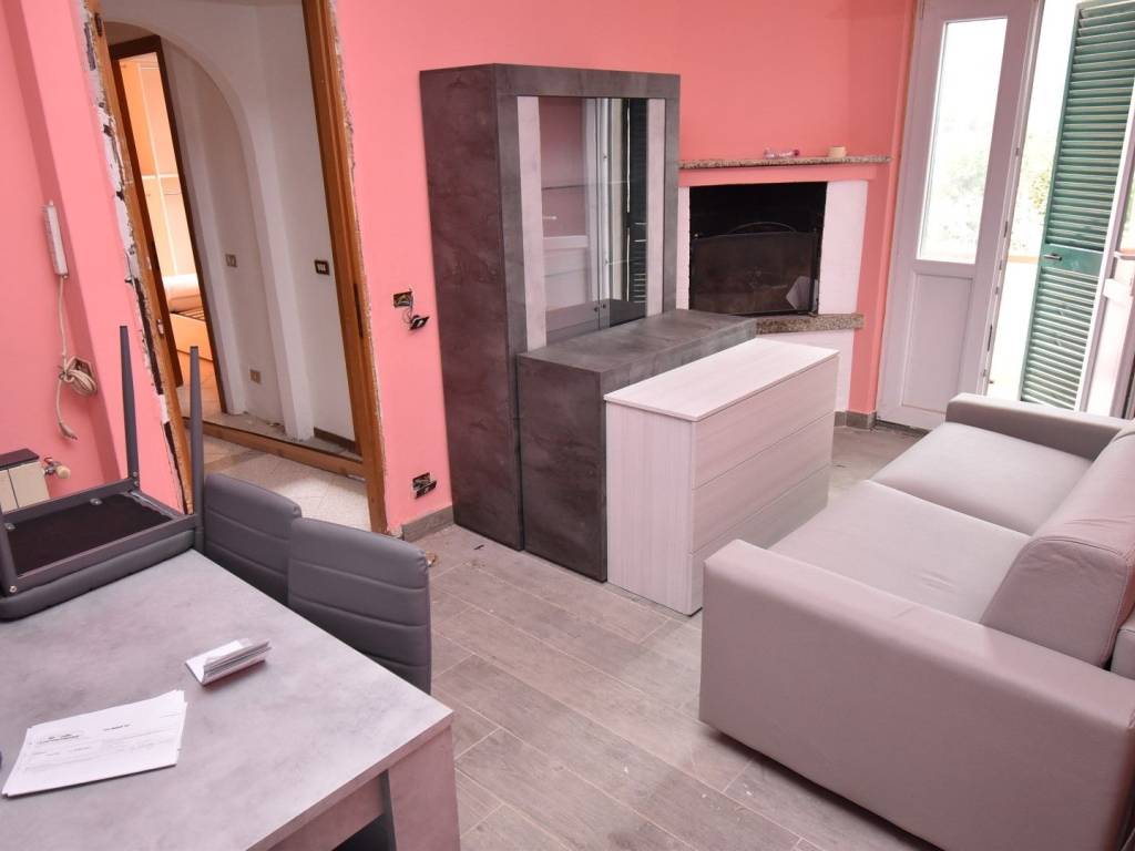 Appartamento a Pietrasanta in Via del Rio - Foto 3