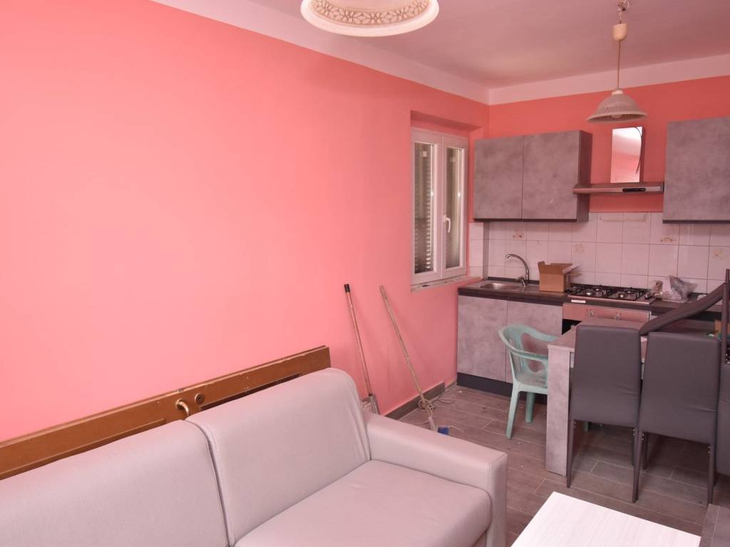 Appartamento a Pietrasanta in Via del Rio - Foto 4