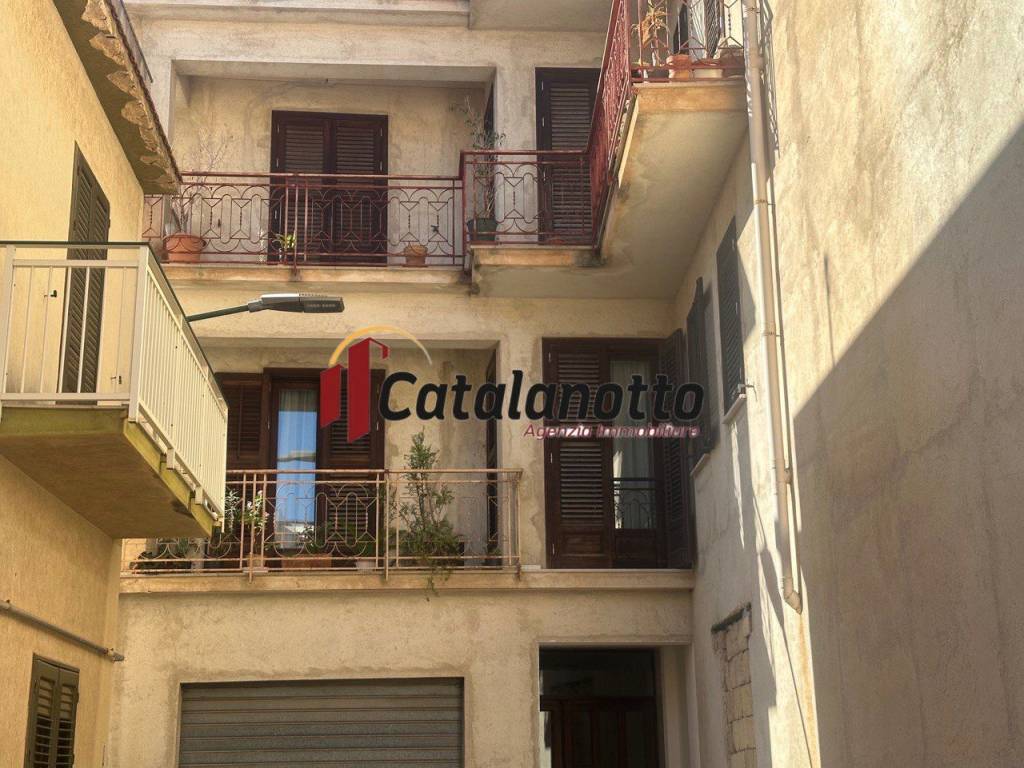 Appartamento a Castelvetrano in Via Marco Minghetti - Foto 3