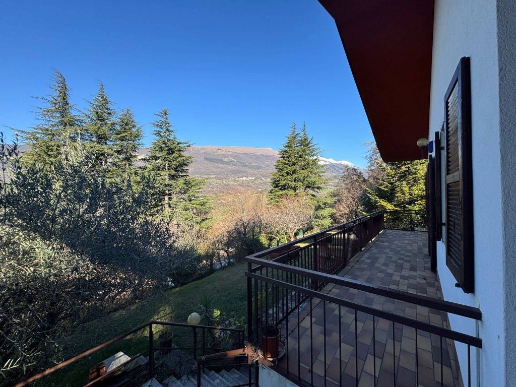 Villa a Caprino veronese in Località Ori - Foto 3