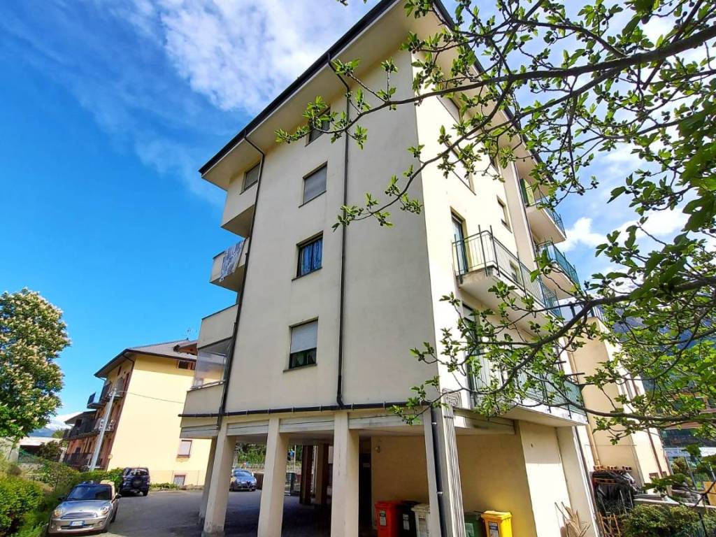 Appartamento a Aosta in Corso Ivrea, 69 - Foto 2