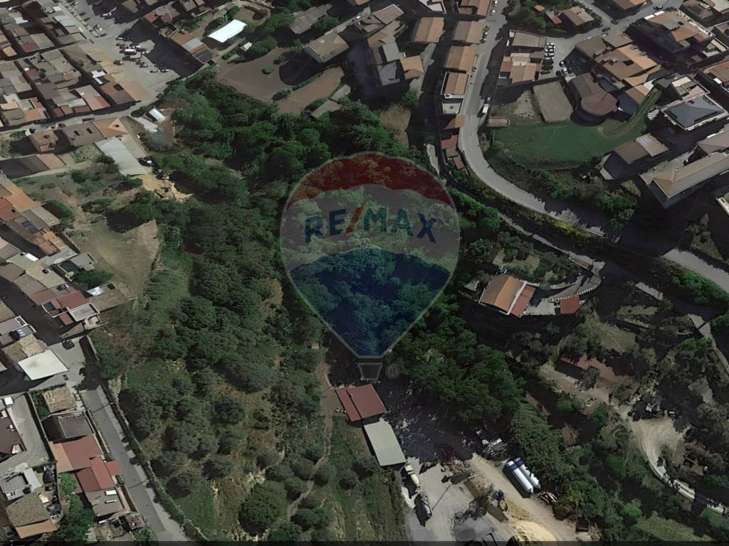 Terreno a Valguarnera caropepe in Via Catanzaro, 144 - Foto 2