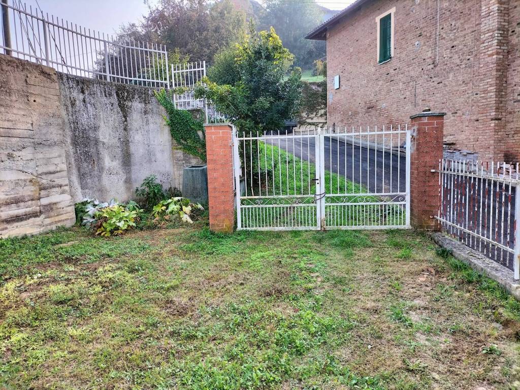 Casa indipendente a Chiusano d'asti in Via San Defendente, 7 - Foto 3