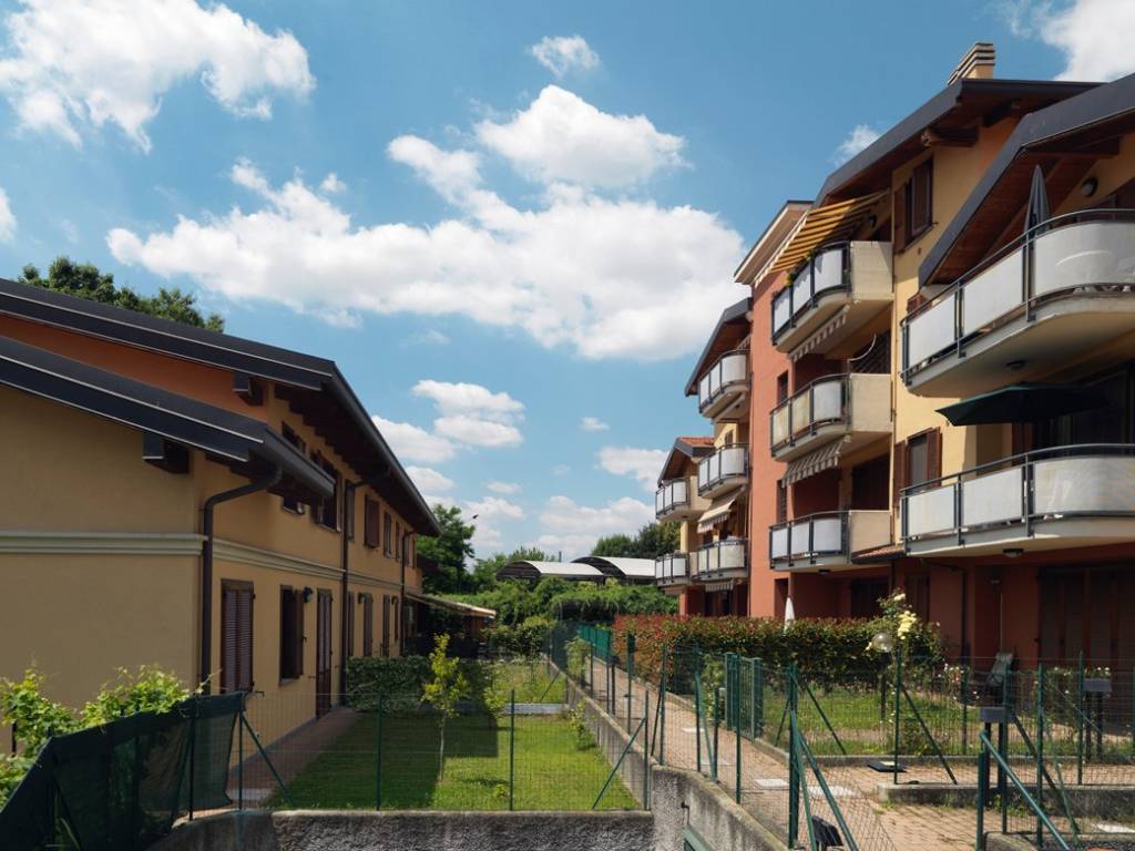 Appartamento a Lomazzo in Vicolo Cascina Bartolona 5 22074 - Foto 3