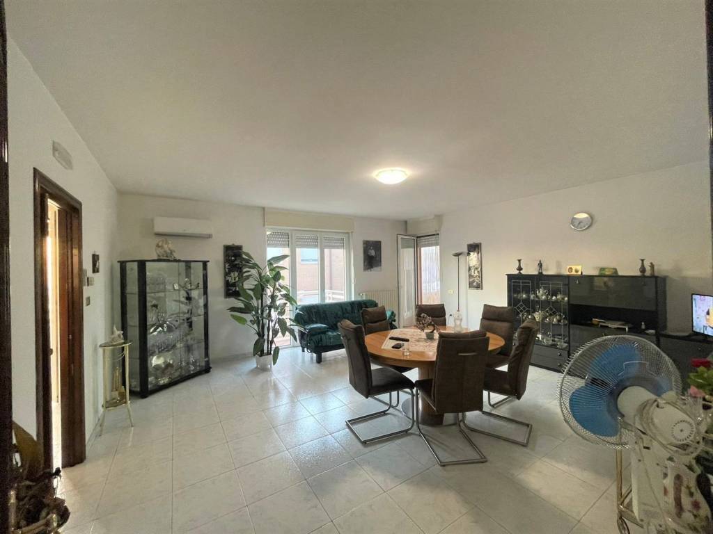 Appartamento a Lesina in Via Galileo Galilei, 69 - Foto 3