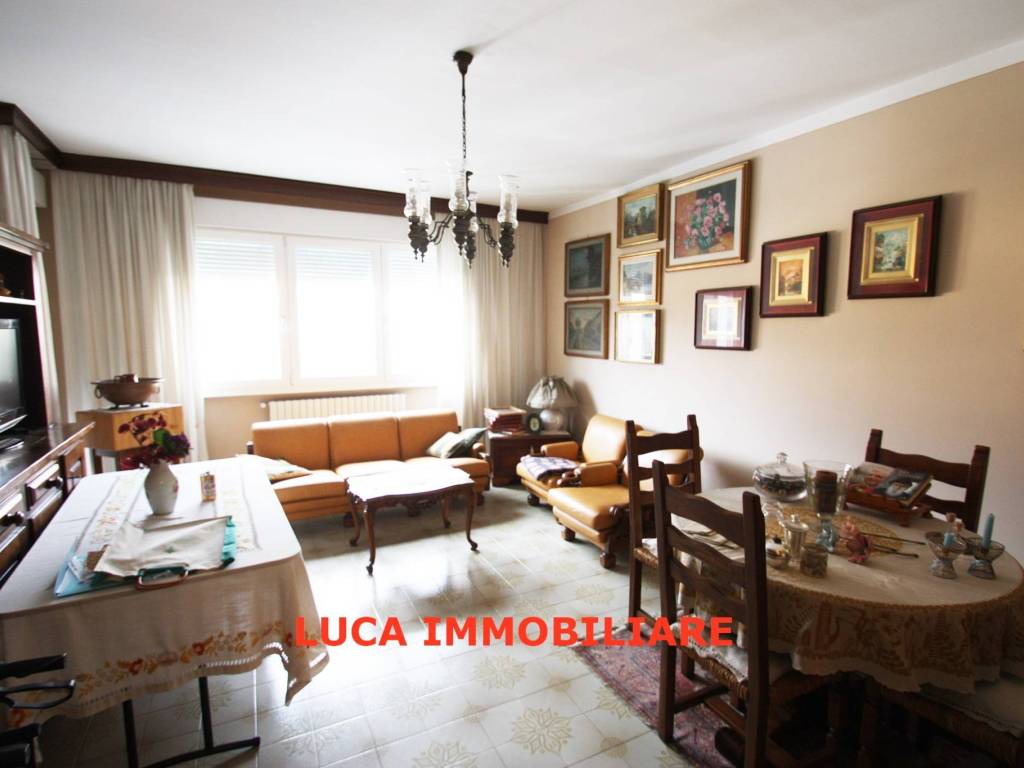 Appartamento a Monsummano terme in Via Giuseppe Verdi, 270 - Foto 2