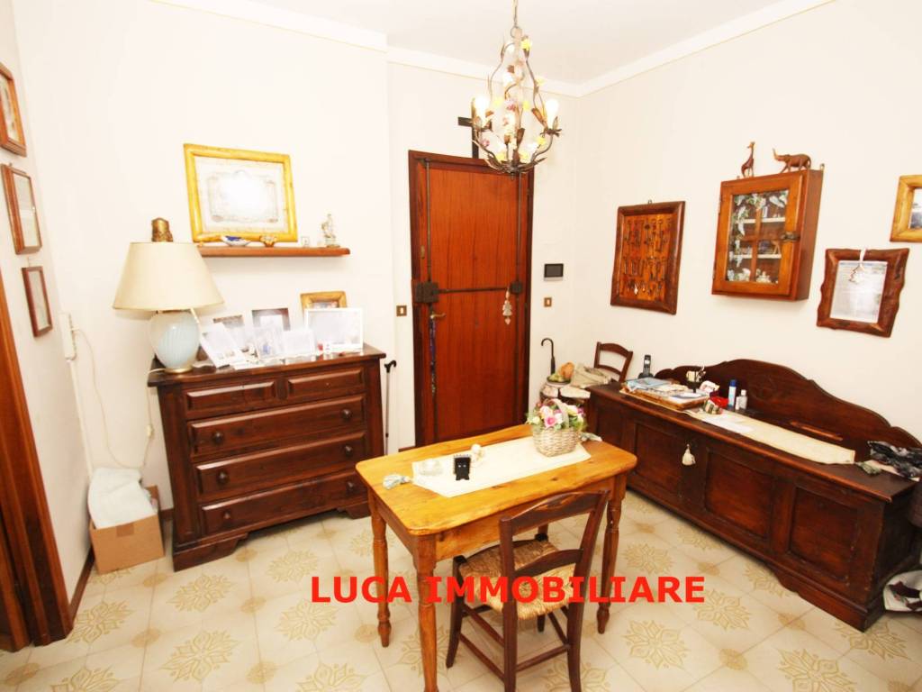 Appartamento a Monsummano terme in Via Giuseppe Verdi, 270 - Foto 4