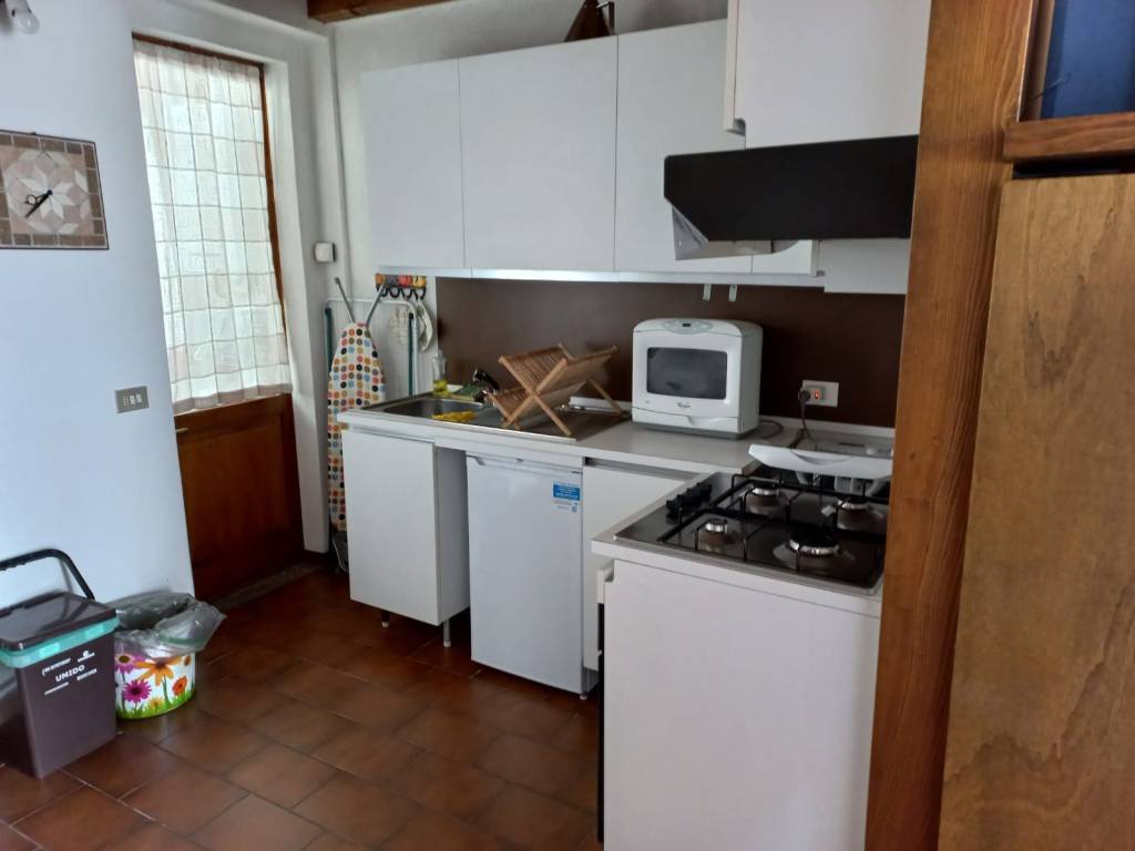 Appartamento a Luino in Via dei Passera - Foto 3