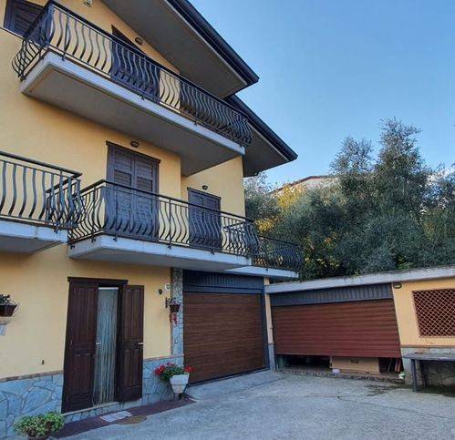 Villa a Monteforte irpino in Via Aldo Moro - Foto 4