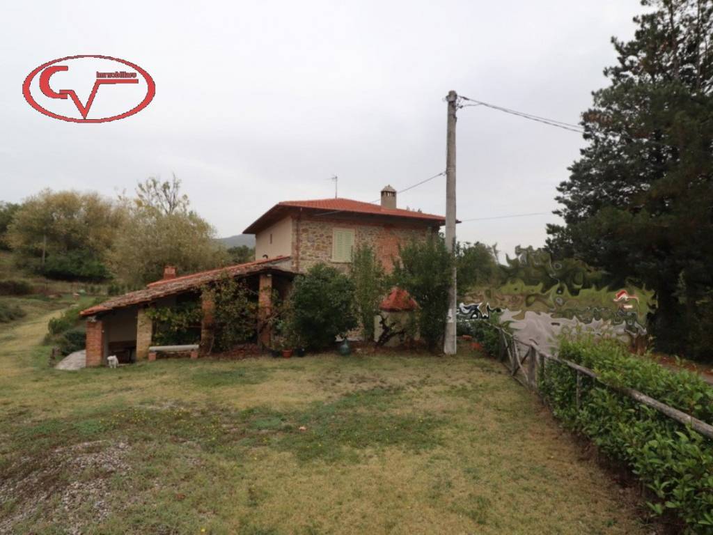 Villa a Bucine in Strada Provinciale Val d'Ambra - Foto 2