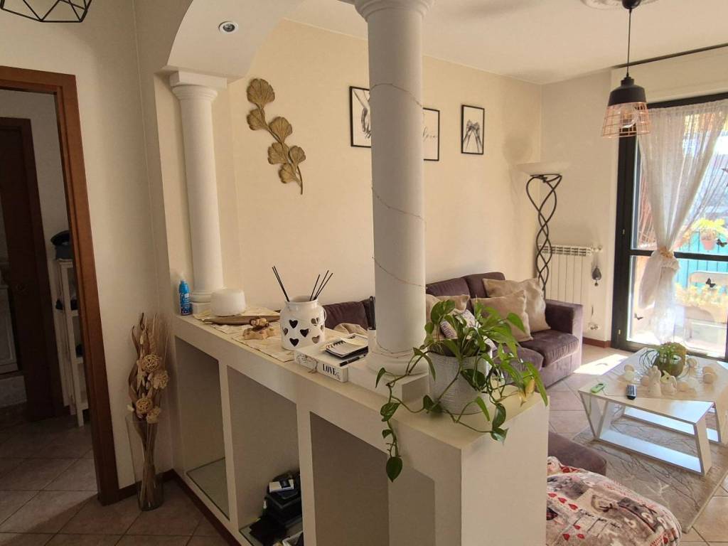 Appartamento a San zeno naviglio in Viale Sandro Pertini - Foto 4