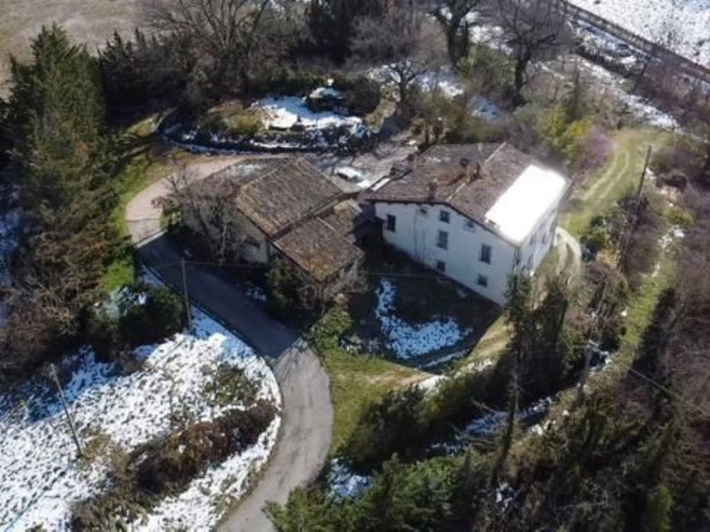 Villa a Matelica in Vocabolo Acquaviva s.n.c - Foto 3