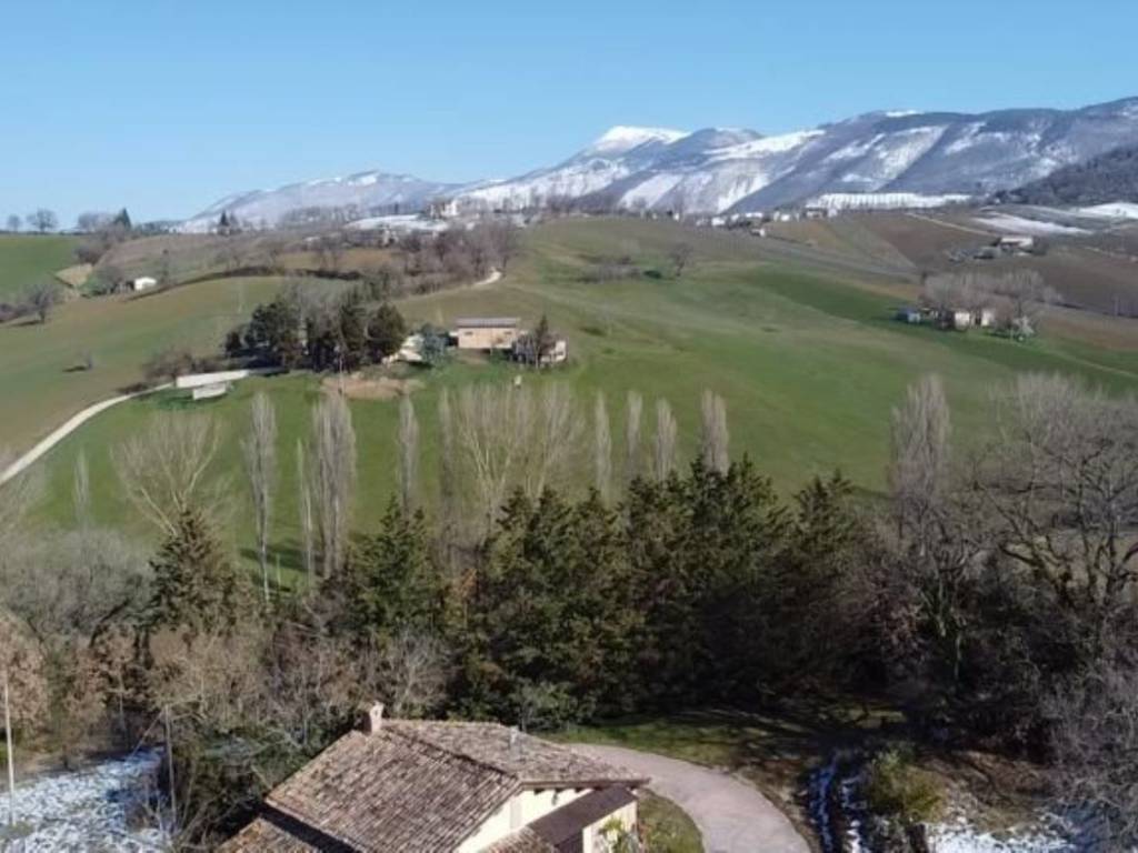 Villa a Matelica in Vocabolo Acquaviva s.n.c - Foto 5