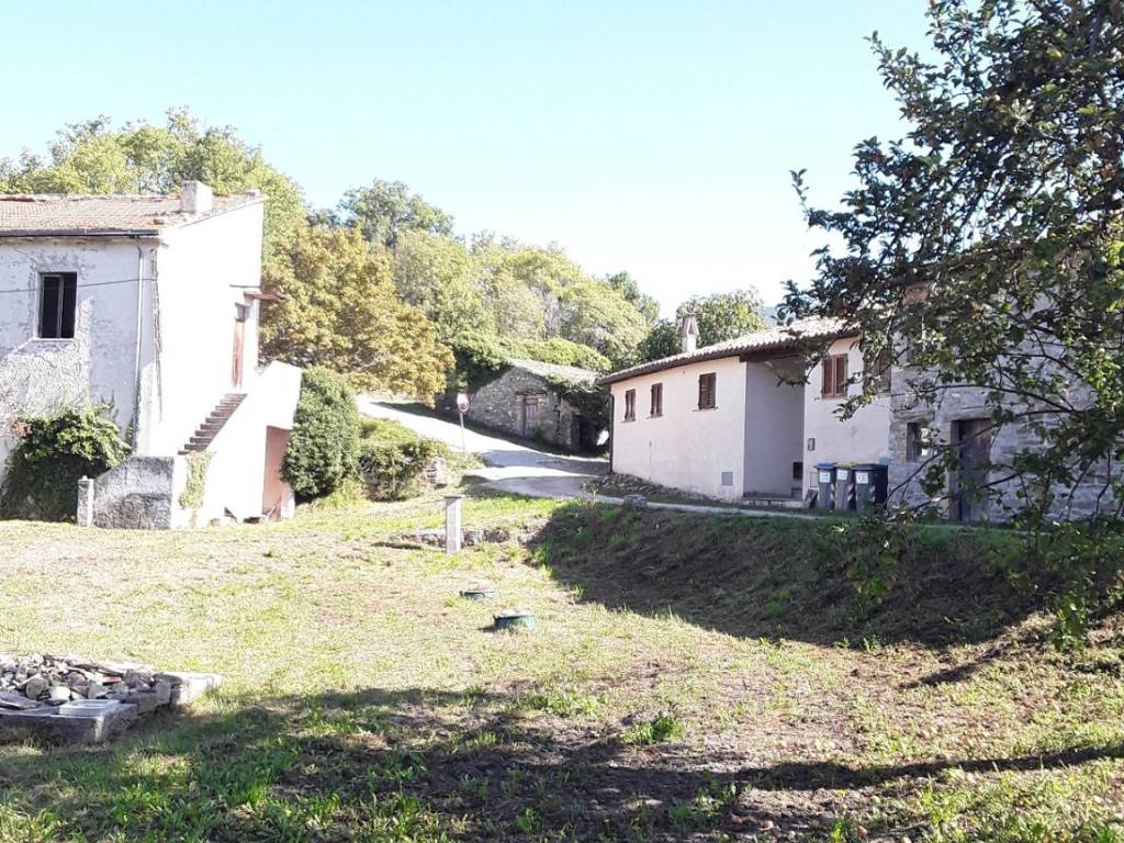 Rustico / casale a Valtopina in Località Schiavetto - Foto 3